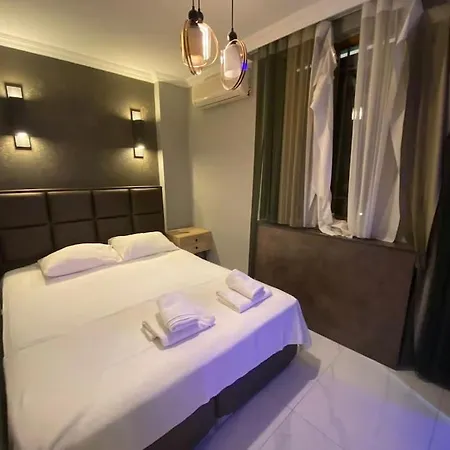 Hotel Poli Kirkpinar: Nature Retreat With Hammam And Heated Pool
